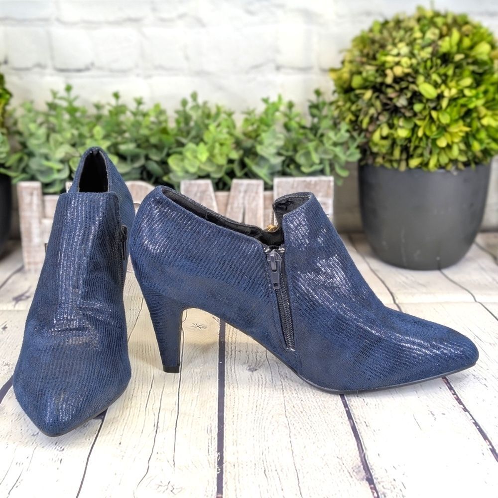 Bellini Grace Navy Textured Ankle Booties